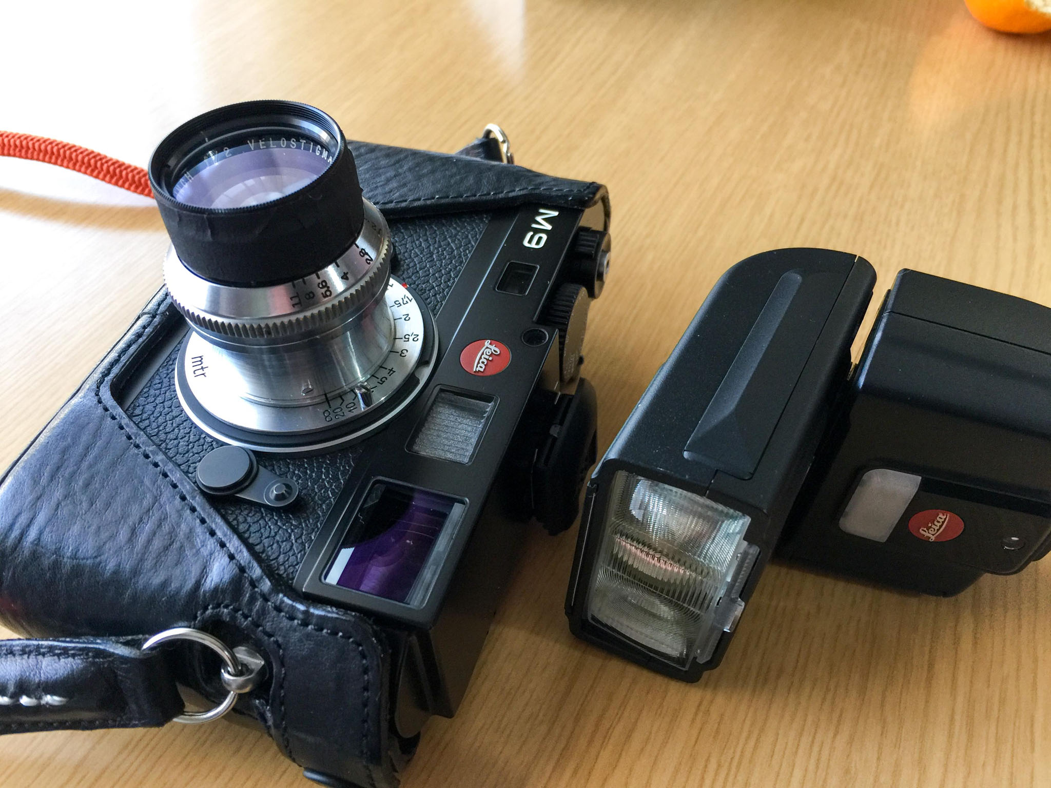 Leica ライカ SF40 フラッシュ 14624 - 晴れ時々ジャズ、雨のちカメラ