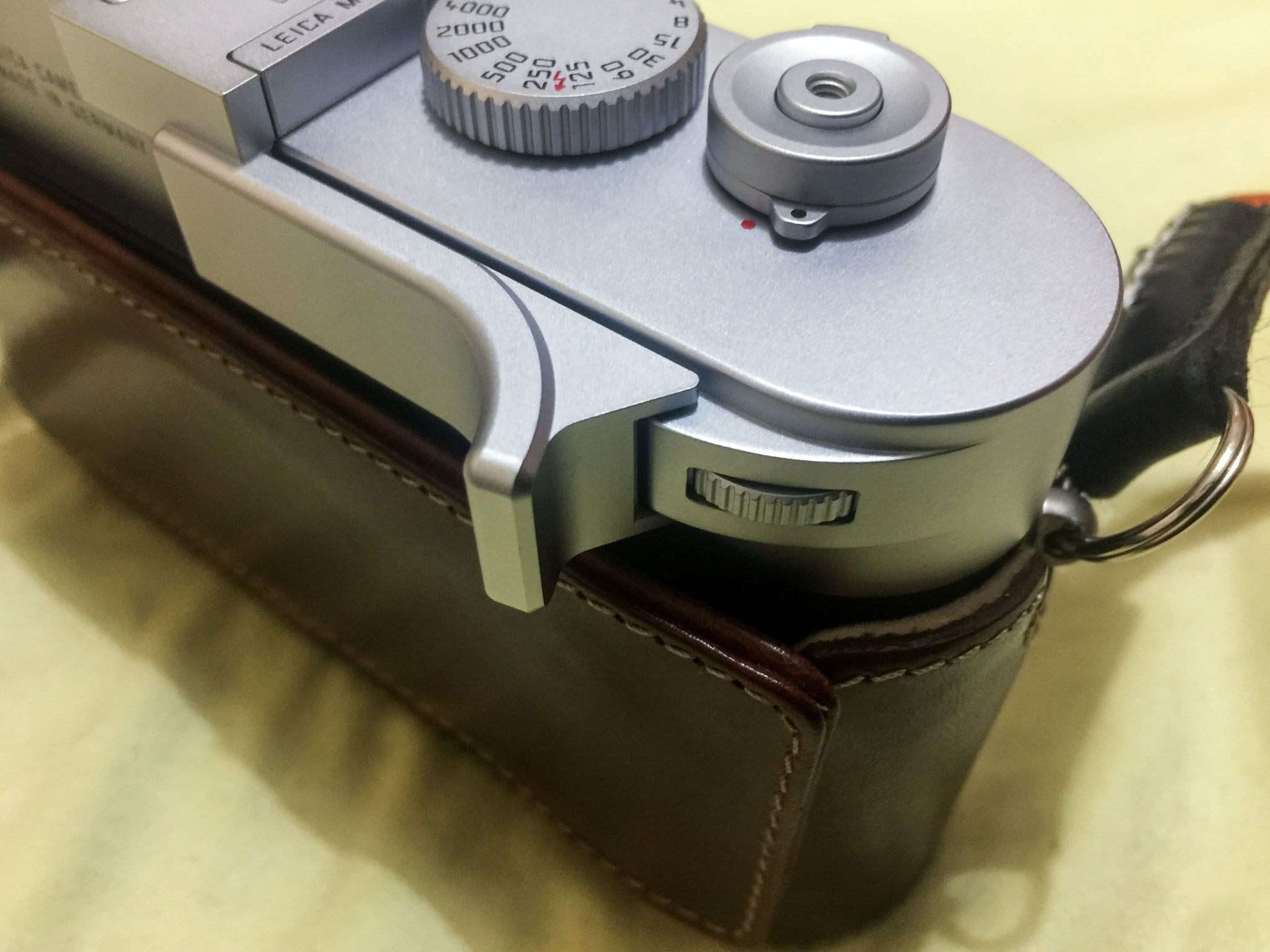 ライカM10用 サムレスト シルバー Leica Thumb support-M10 24015