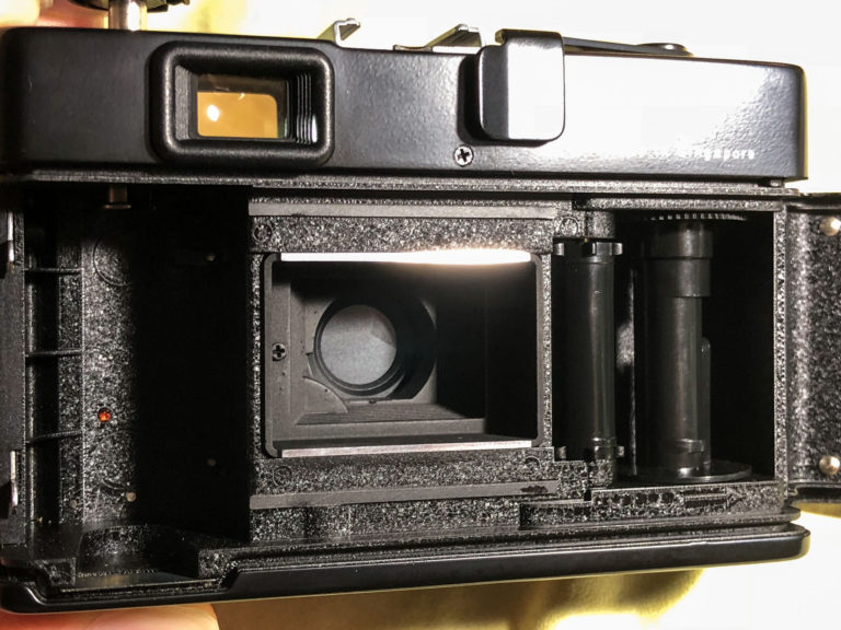 Rollei XF35 - 晴れ時々ジャズ、雨のちカメラ